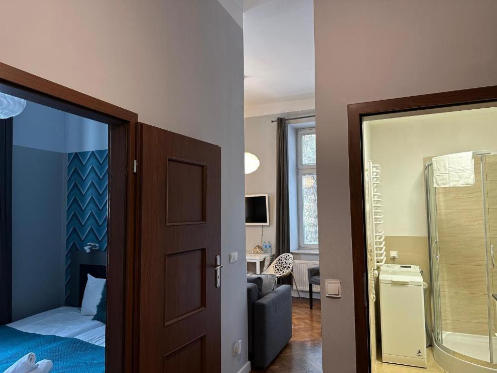 One-Bedroom Apartment Wróblewskiego 4 or 2 Street